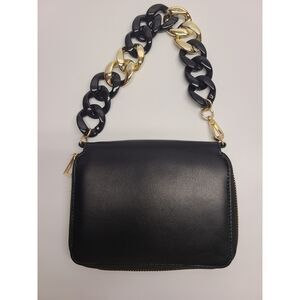 No Boundaries Annika Wristlet Small Zip Around Wallet Clutch Black